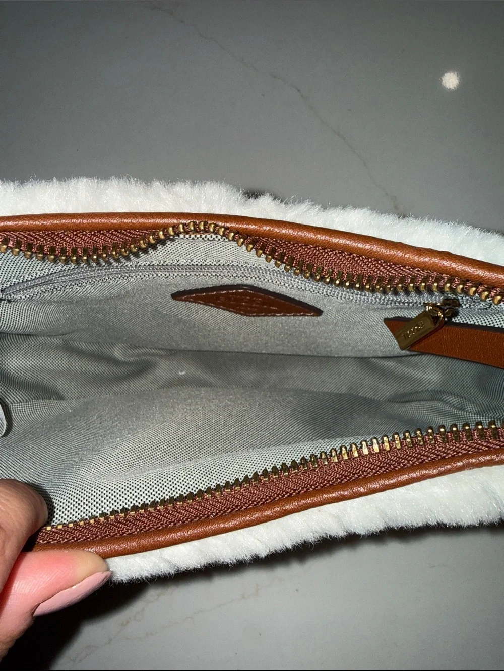 Fossil Fuzzy Mini Shoulder Bag - Picture 5 of 5